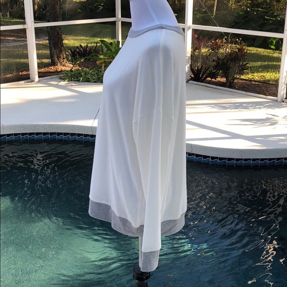 LAST LARGE Ivory Hacci Brushed Color Block Top. - Picture 5 of 5